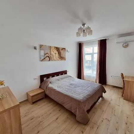 Imperial Terrace Center With View Appartement *