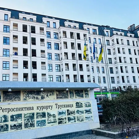 Imperial Terrace Center With View * Truskavets